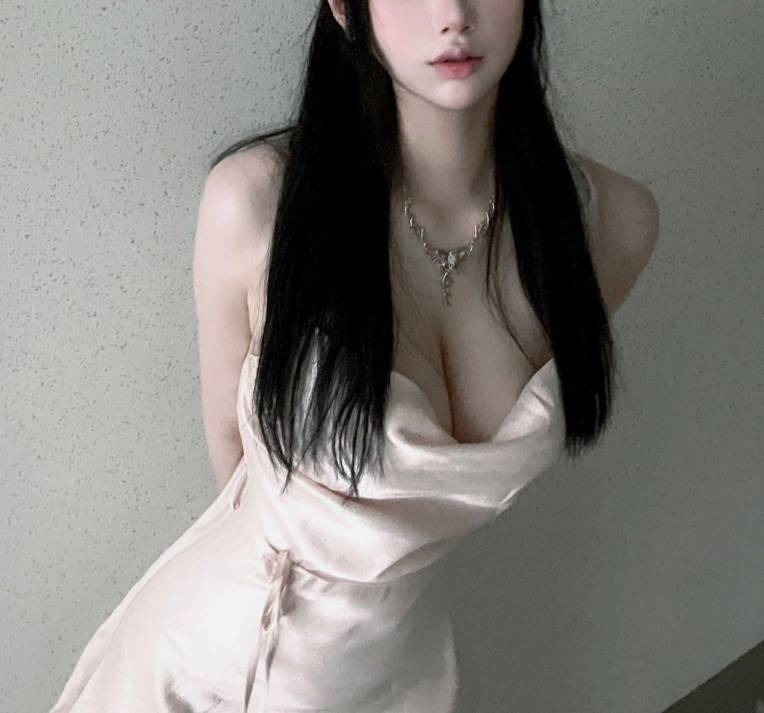 escorts companion upscale Interests Duo Couple-friendly Disability-friendly Non-smoking Age Young Figure Curvy Tall Breasts Natural Hair Brunette Ethnicity European Tattoos None 