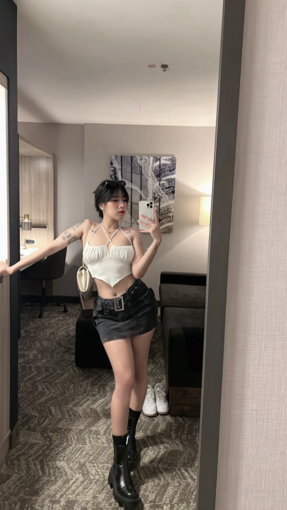 escorts companion upscale Interests Duo Couple-friendly Disability-friendly Non-smoking Age Young Figure Curvy Tall Breasts Natural Hair Brunette Ethnicity European Tattoos None 