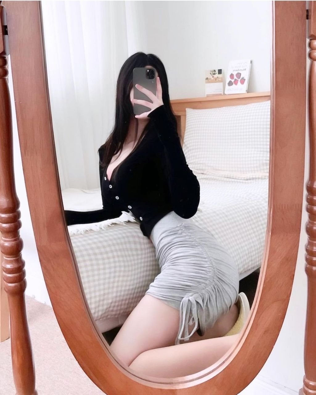 escorts companion upscale Interests Duo Couple-friendly Disability-friendly Non-smoking Age Young Figure Curvy Tall Breasts Natural Hair Brunette Ethnicity European Tattoos None 